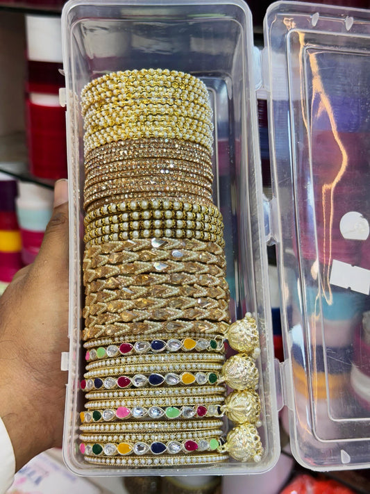 NEW SIDERS COMBO; OF BANGLES