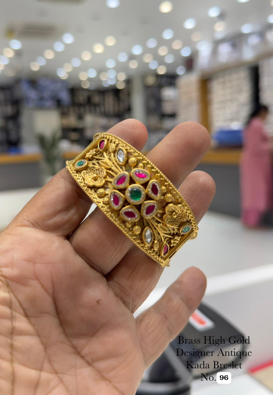 Elegant Designer Antique Kada Bracelet with a rich traditional look and premium finish ๐