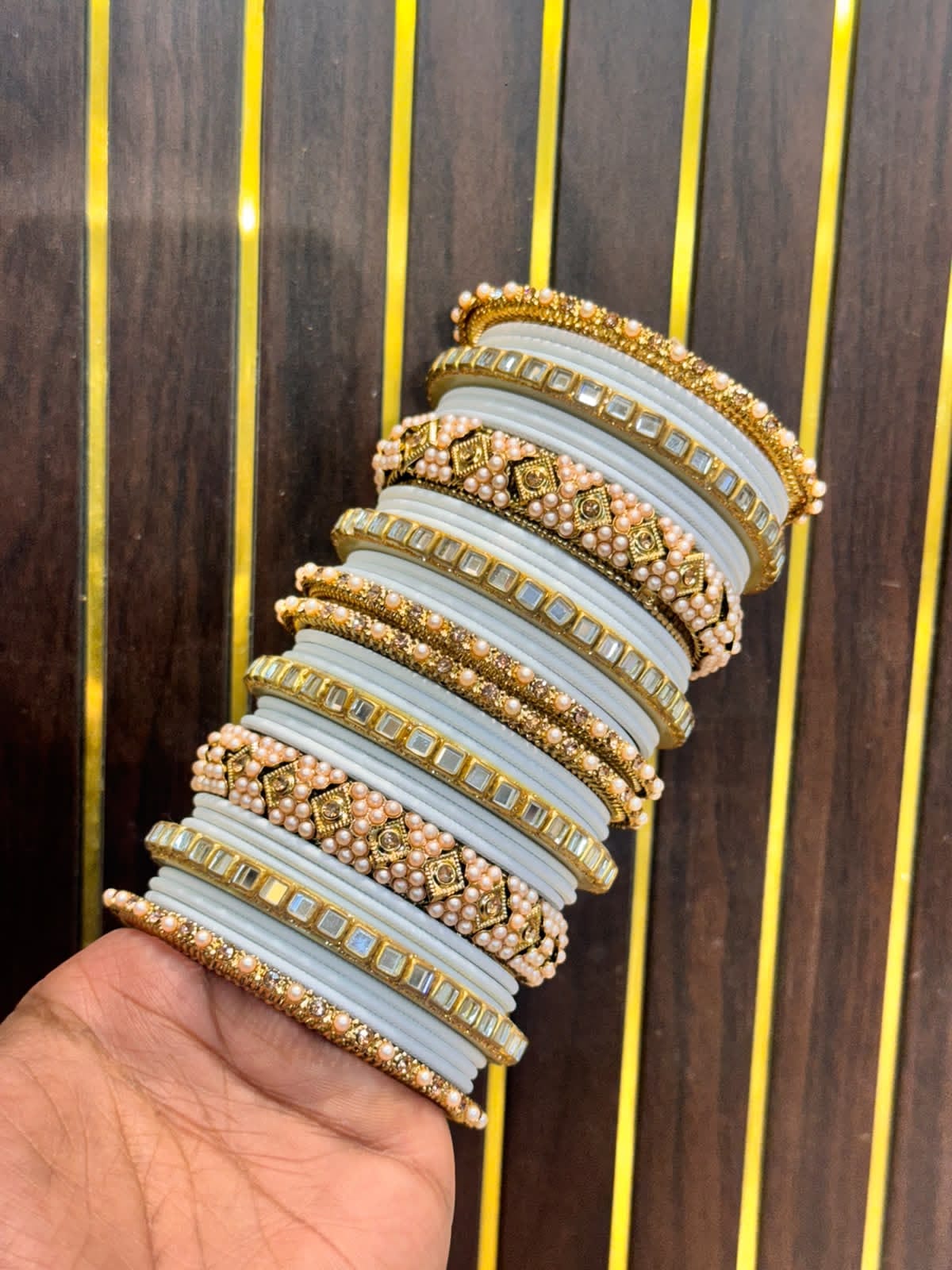 Export Quality  New Magic Bangles set   Available in 24 Colours   SIZE : 2.2/2.4/2.6/2.8/2.10