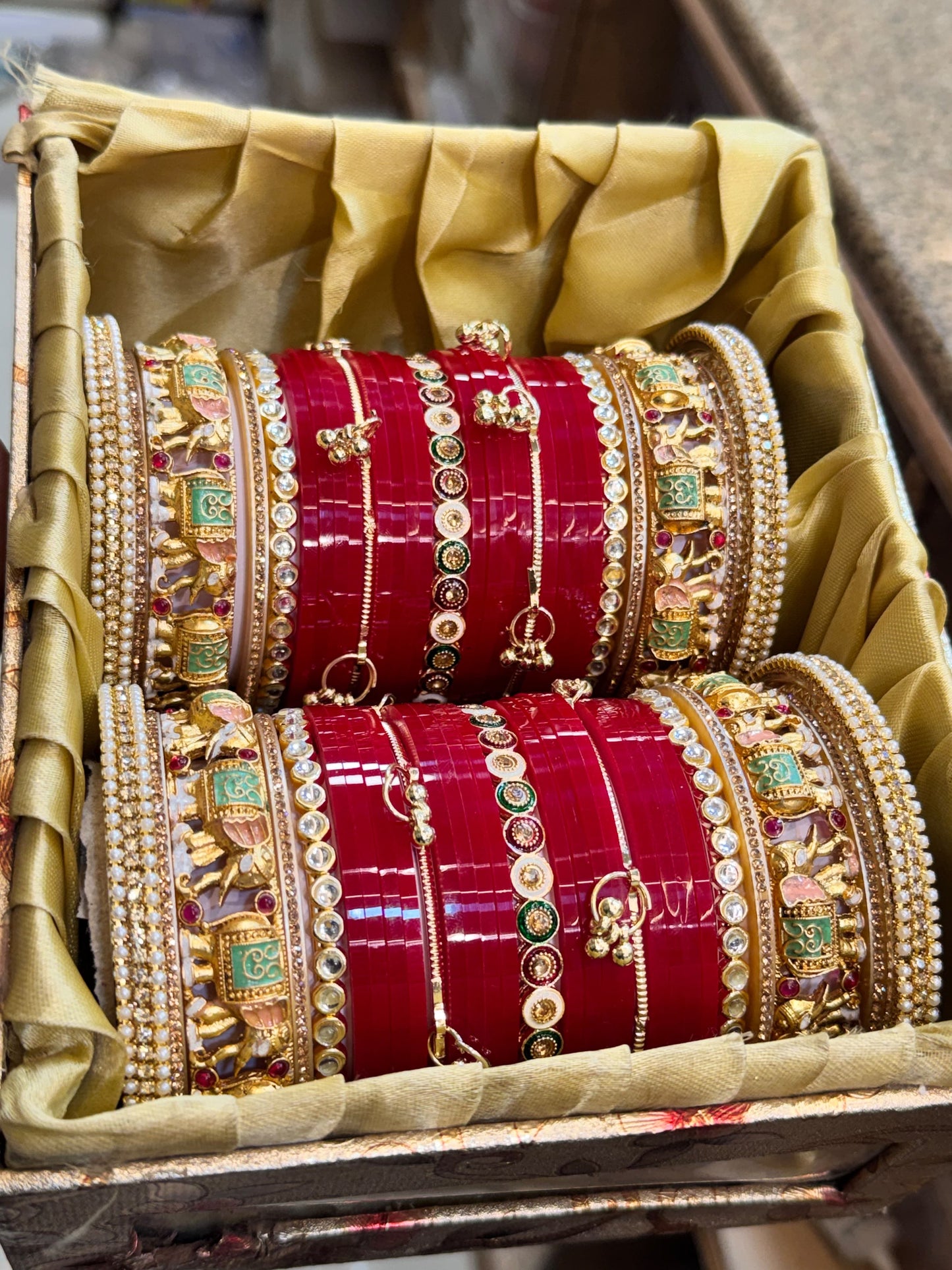 NEW KARWACHAUTH SPECIAL   BRIDAL BANGLES SET   SIZE : 2.2/2.4/2.6/2.8