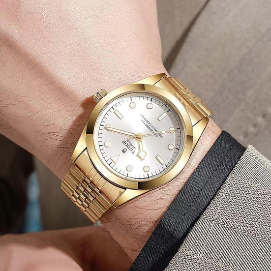 Tudor men’s