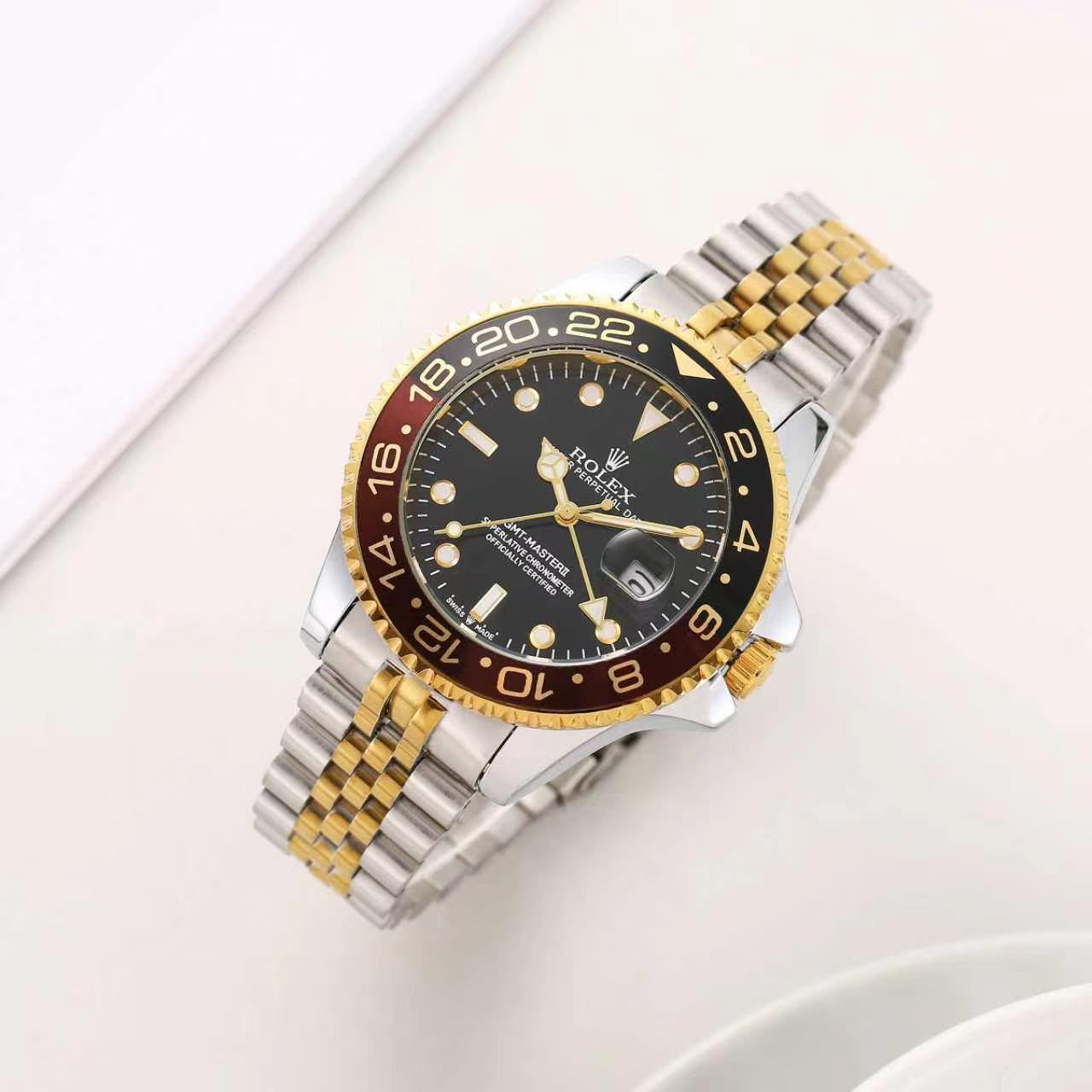 Rolex*  Man’s watch