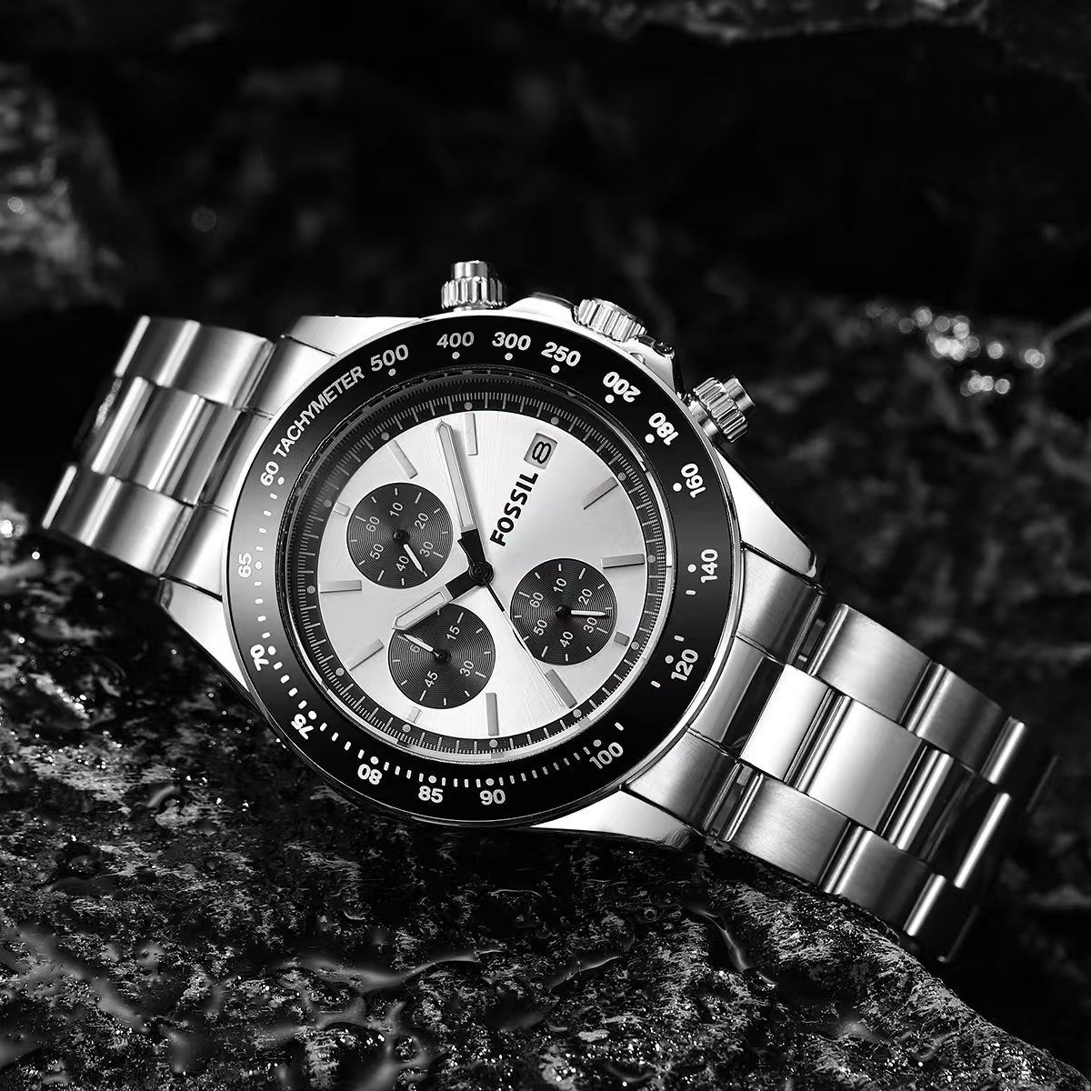 ⌚ Fossil Men’s Chronograph Watch – Battery