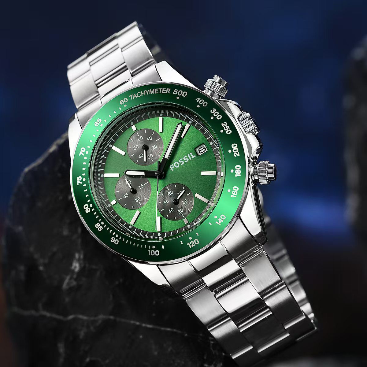 ⌚ Fossil Men’s Chronograph Watch – Battery