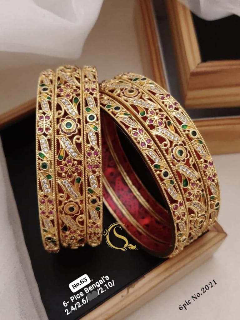 Designer Bangles A perfect blend of elegance, glamour, and modern style 😍