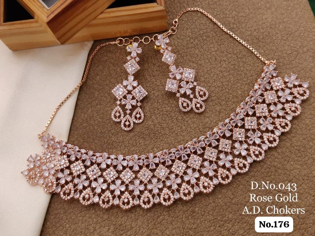 Diamond Necklace Set A perfect blend of luxury, sparkle, and timeless elegance 💎