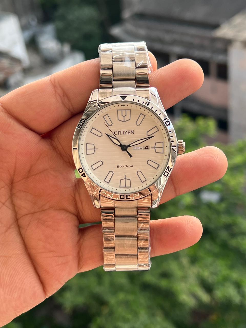 *CITIZEN DAY AND DATE WORKING PREMIUM WATCH*