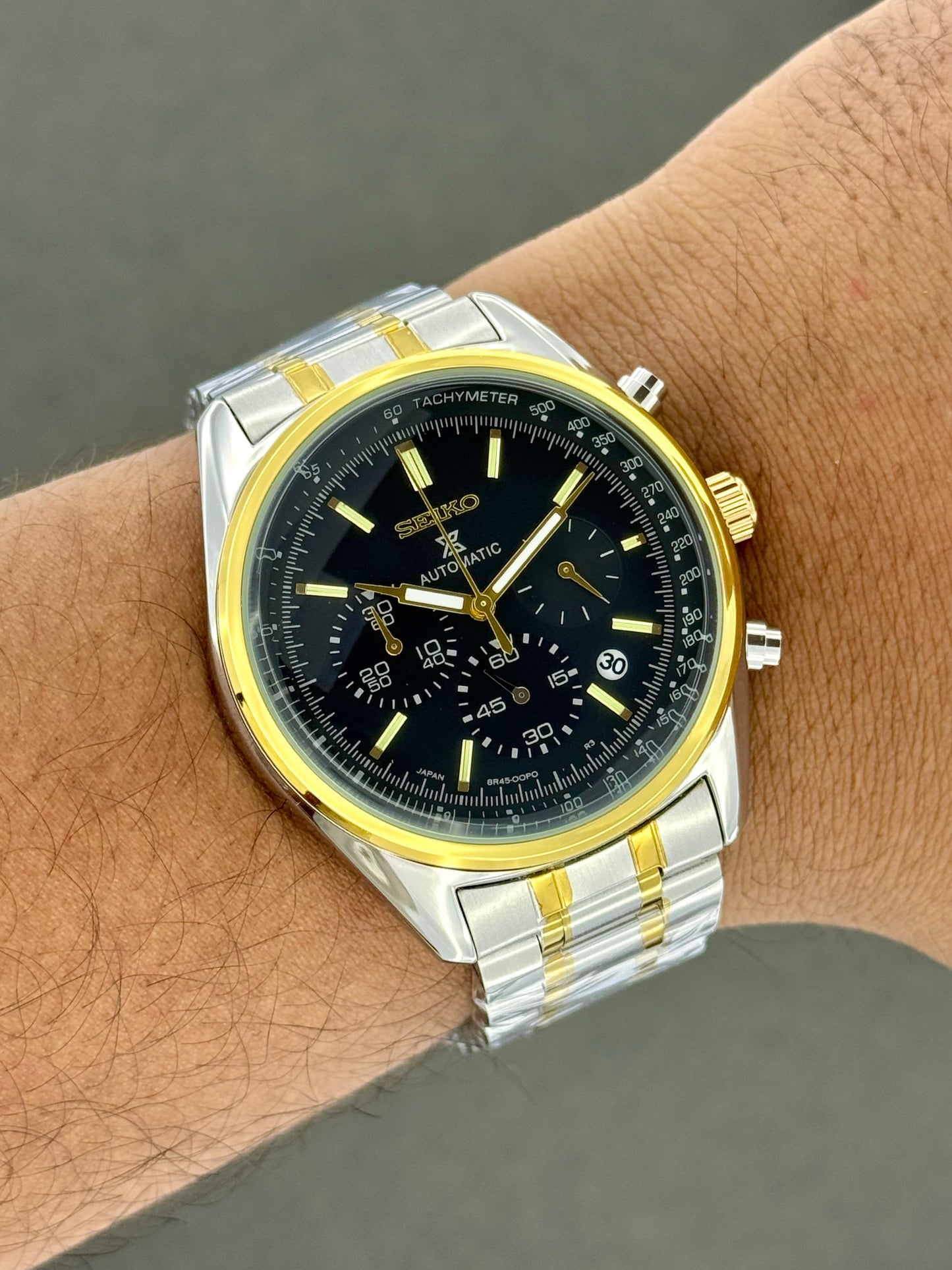 *Seiko SSB430P1 Chronograph Watch*
