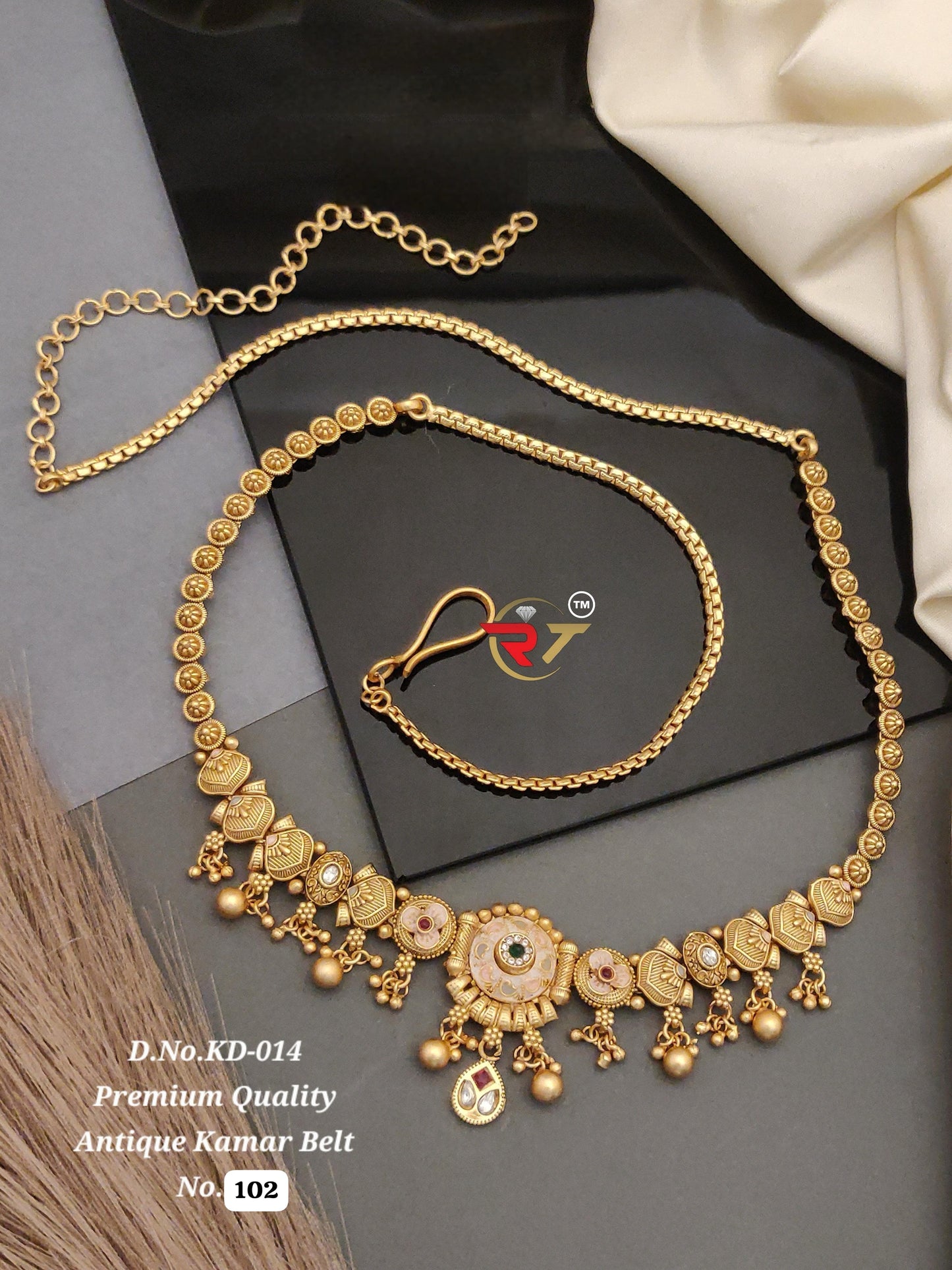 Elegant Antique Kamar Belt crafted with rich traditional detailing and royal charm 🤩