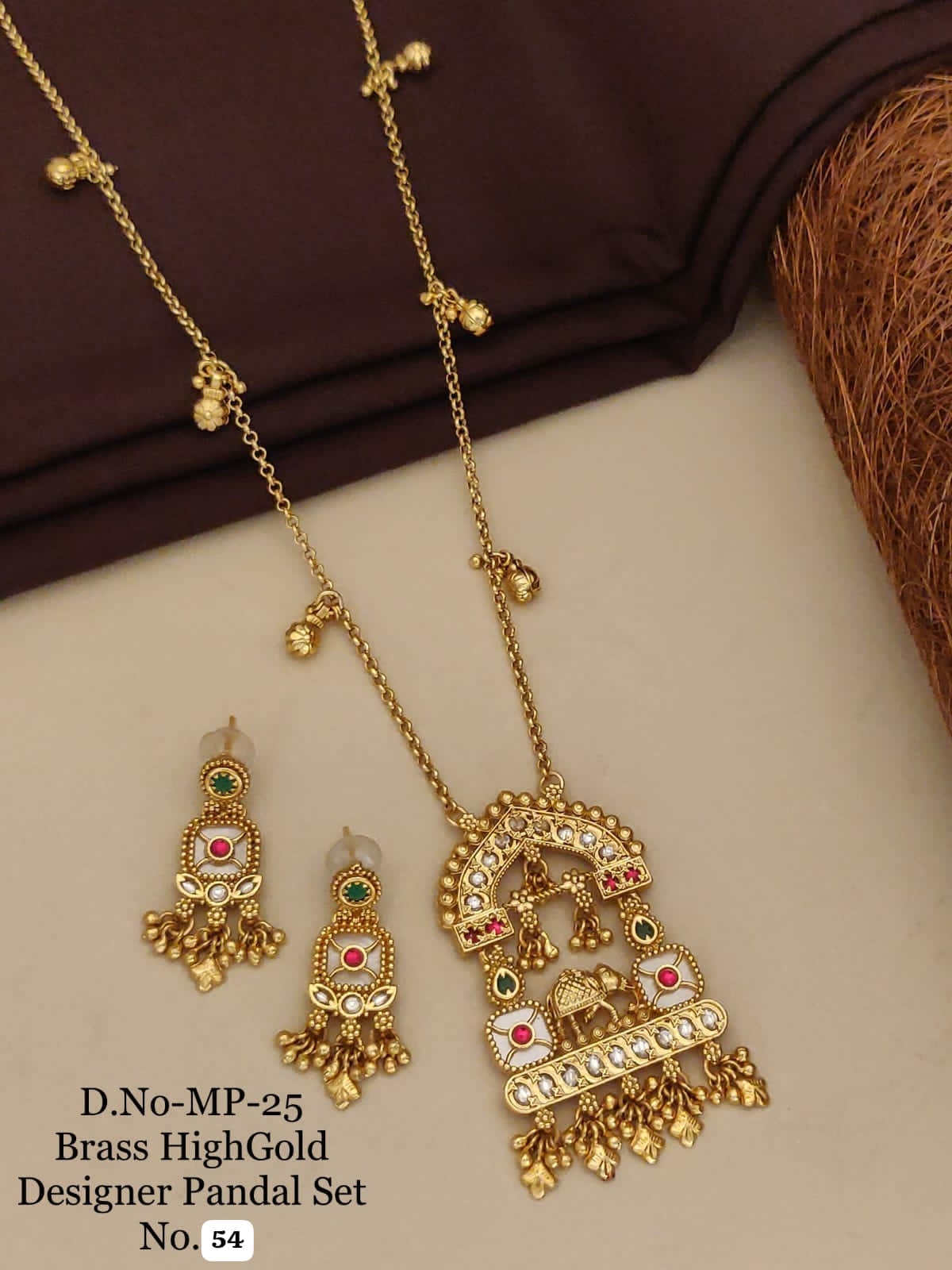 Elegant Designer Pendant Set with a premium finish and sophisticated appeal 🥰