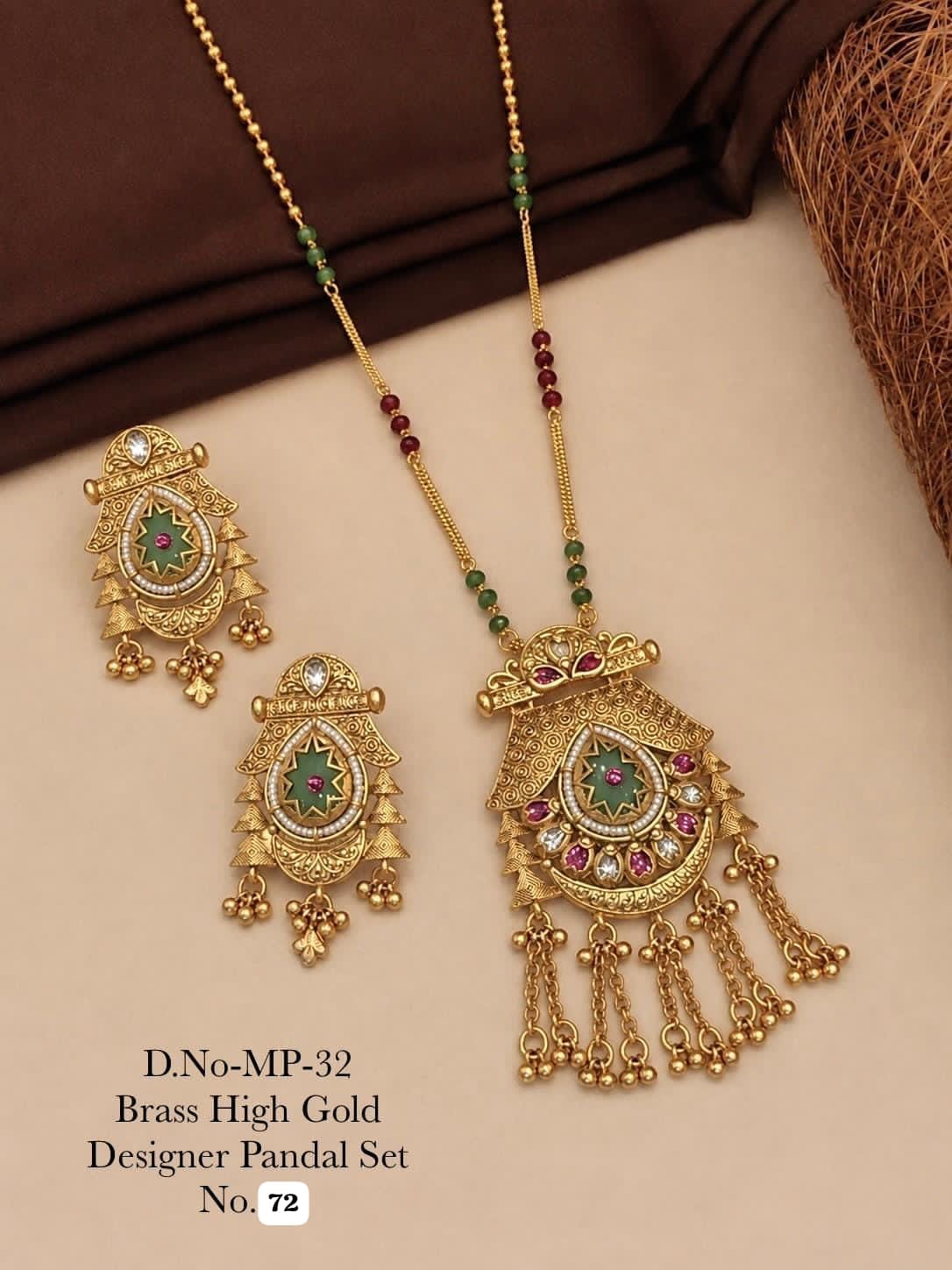 Elegant Designer Pendant Set with a premium finish and sophisticated appeal 🥰