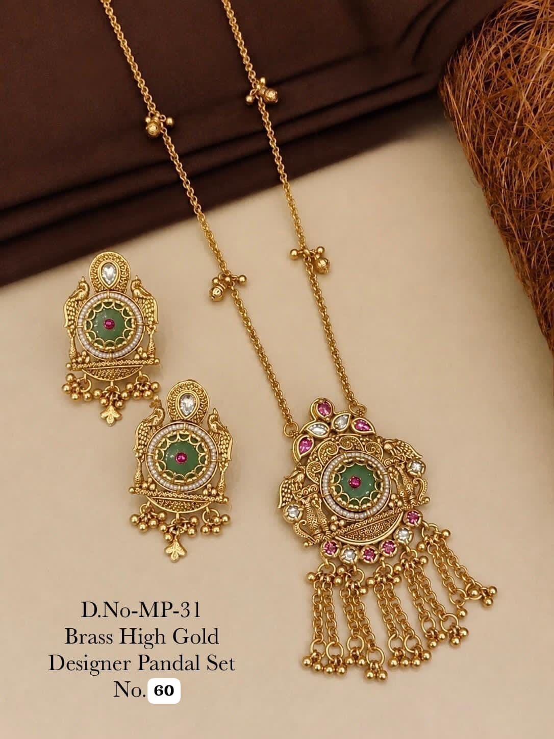 Elegant Designer Pendant Set with a premium finish and sophisticated appeal 🥰